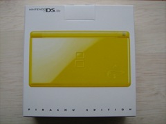 Nintendo DS Lite - Special Pokemen Center Pikachu Edition 2